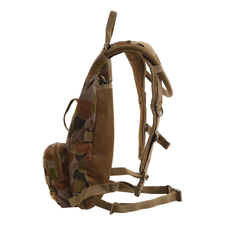 Detect-Ed Bush Tracks HYDRO PACK WIDEMOUTH 3L BLACK